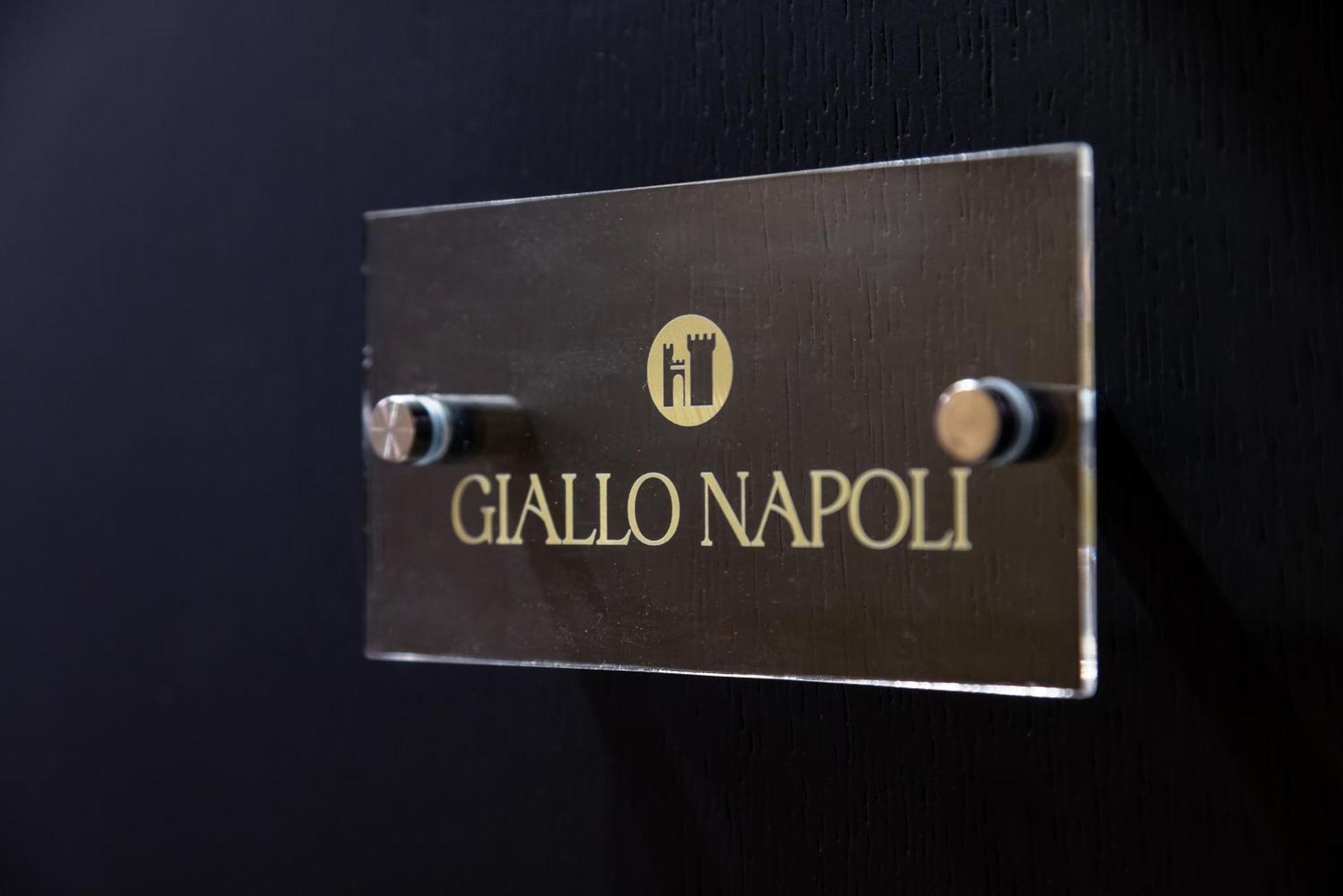 Capuana15 By Napoliapartments ภายนอก รูปภาพ